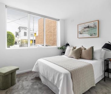 Stylish And Light Filled Ground-Floor Apartment in the Heart of Ric... - Photo 4