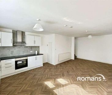 Booker Lane, High Wycombe, Buckinghamshire, HP12 - Photo 5