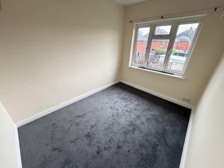 2 bedroom semi-detached house to rent - Photo 3