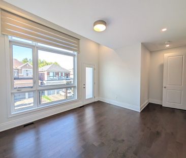 For Lease - 192 Sunset Vista Court, Aurora, Ontario - Photo 4