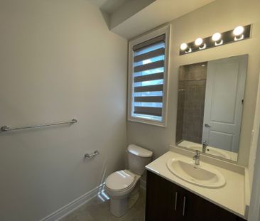 For Lease - 31 Dolomite Drive, Brampton, Ontario - Photo 6