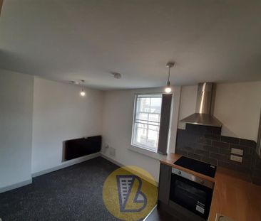 1 bedroom block of apartments to rent - Photo 5