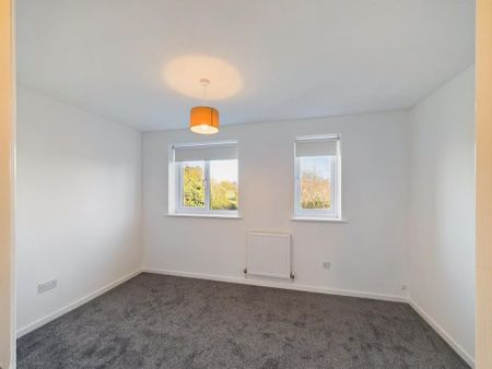 2 bedroom end of terrace house to rent - Photo 3