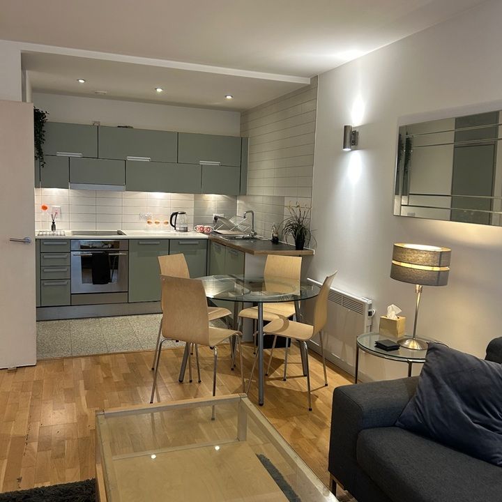 1 Bed Flat, Goulden Street, M4 - Photo 1