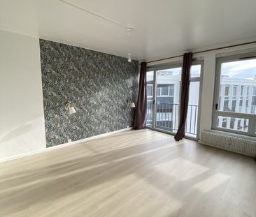 Location Appartement 3 pièces 81m² POITIERS 86000 - Photo 3