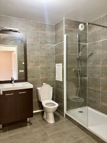 2 PIECES 43m² VITRY S/SEINE LIMITE VILLEJUIF - Photo 3