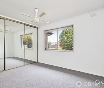 22 Gregory Street, Moe, Vic 3825 - Photo 2