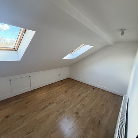 2 Bed Flat, Walthamstow, E17 - Photo 4