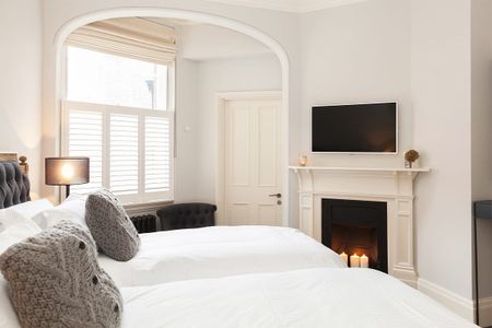 A beautiful one bedroom apartment. - Photo 5