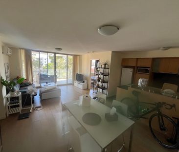 East Perth - Photo 1