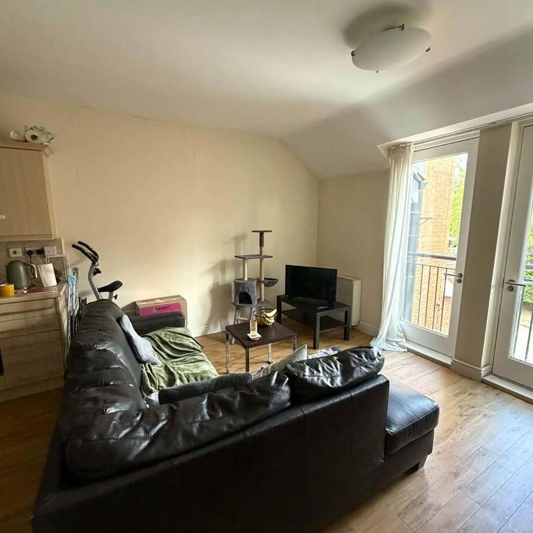 2 bedroom apartment to rent - Photo 1