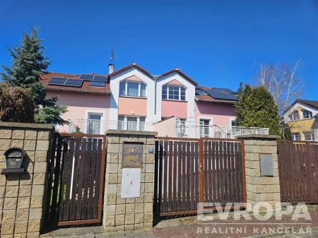 Hezký a příjemný byt 1+1, 33 m - Photo 5