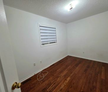 For Lease - 39 Rotunda Street, Brampton, Ontario - Photo 4