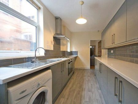 Thurlow Road, Clarendon Park, Leicester, LE2 - Photo 4