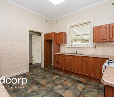 Spacious Family Home in Convenient Broadview Location - Photo 3