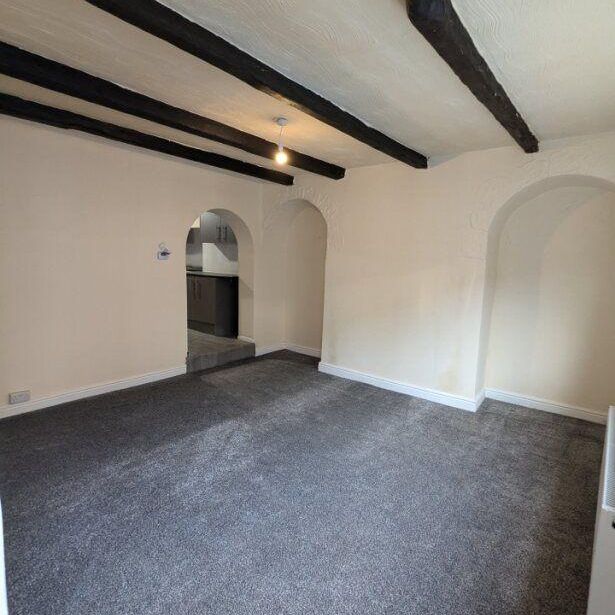 2 bedroom terraced house to rent - Photo 1