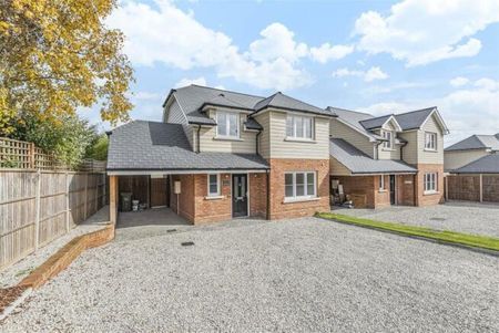 Clay Lane, Guildford, Surrey, GU4 - Photo 3