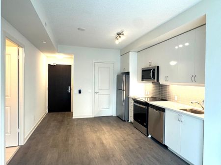 For Lease - 4955 Yonge Street Unit# 1815, Toronto, Ontario - Photo 2