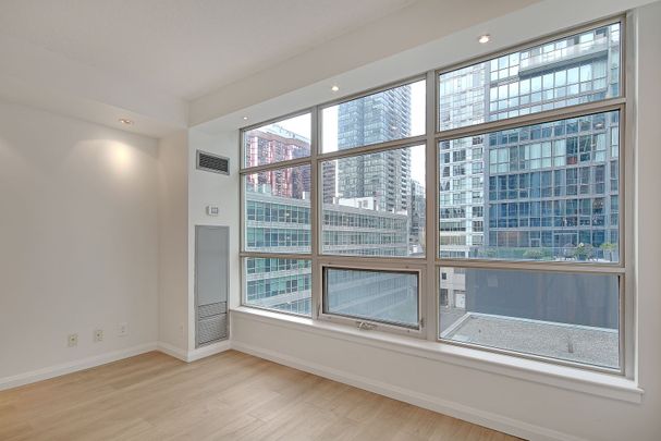 For Lease - 36 Blue Jays Way Unit# 530, Toronto, Ontario - Photo 1