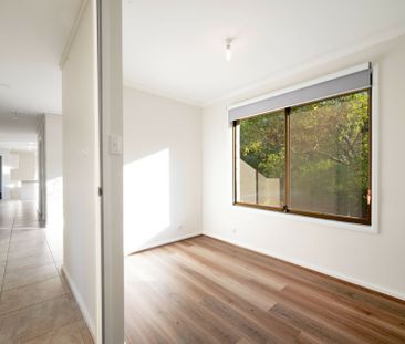 Family Home! - Photo 6