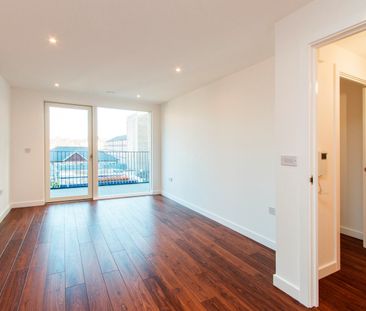 1 Bed Flat, Atkins Square, E8 - Photo 1