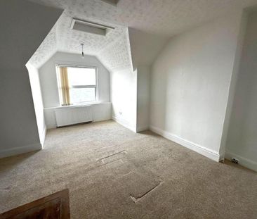 4 bedroom terraced house to rent - Photo 2
