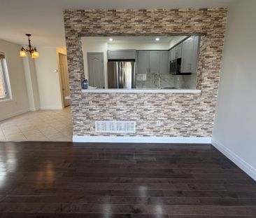 For Lease - 134 Fencerow Drive, Whitby, Ontario - Photo 4