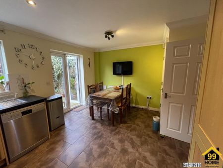 3 bedroom terraced house to rent - Photo 2