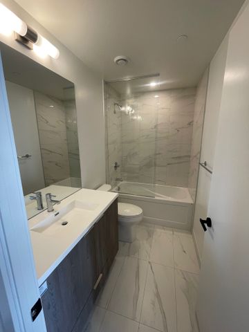 For Lease - 8 Interchange Way Unit# 1810, Vaughan, Ontario - Photo 4