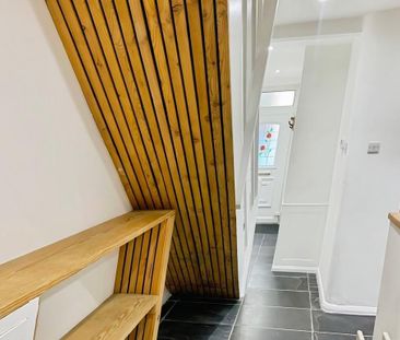 2 bedroom terraced house to rent - Photo 3