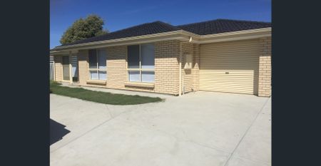 Low Maintenance Living by the Sea - Photo 4