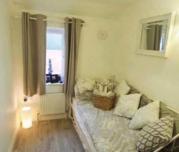 2 bedroom terraced house to rent - Photo 6