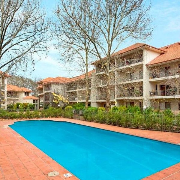 Fantastic Ground Floor Apartment - Photo 1