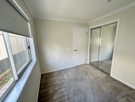 **REGISTER TO INSPECT VIA REALESTATE.COM.AU LINK & PHOTO ID MUST BE PROVIDED AT ENTRY, WHEN VIEWING ALL RENTAL PROPERTIES WITH BARRY PLANT FRANKSTON** - Photo 5