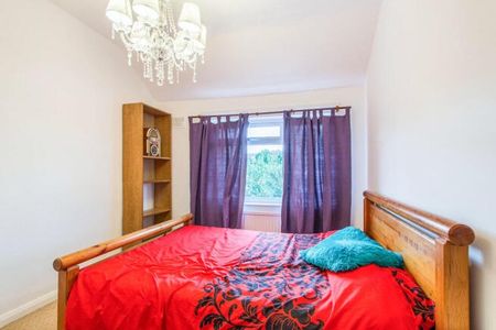 2 Bed Semi-Detached House, Clough Street, LS27 - Photo 3