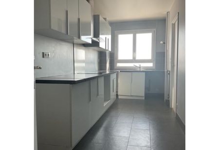 3 pièces - 70,92 m² - 10ème étage - Colocation autorisée - Photo 5