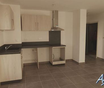 Location Appartement 2 pièces 45m² CASTELNAU LE LEZ 34170 - Photo 4