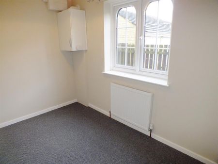 Oakdene Vale, Shadwell, Leeds, LS17 8XT - Photo 3