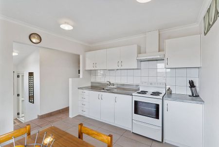 Charming Mt Wellington 3BR Home - Photo 2