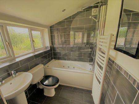 72 Park Road - Golden Stable & Superb HouseLoughborough - Photo 4