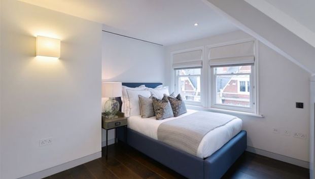 Duke Street, Mayfair, London, W1K - Photo 1