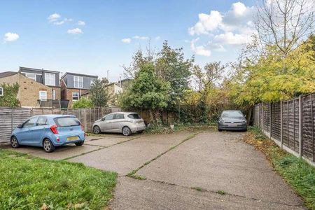 Potters Road, Barnet, EN5 - Photo 2