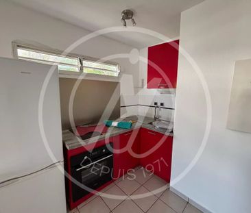 À LOUER APPARTEMENT T2 MEUBLÉ AUX ABYMES - 700 € / MOIS - Photo 4