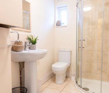 property to rent Courtenay Street, Cheltenham, Gloucestershire, GL50 - Photo 4
