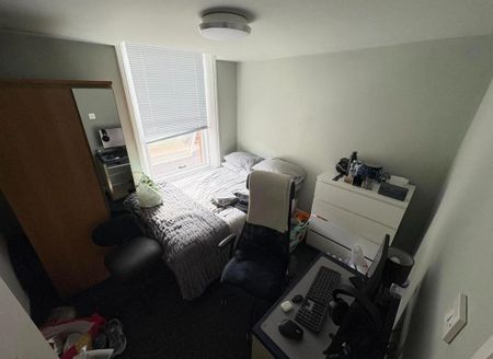 6 bedroom maisonette to rent - Photo 3