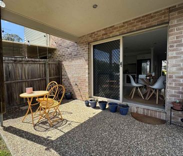 Beautifully Designed Three-Bedroom Townhouse - Photo 5