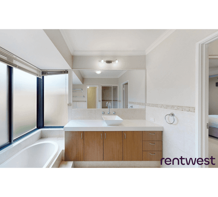 10 Veronica Street, Riverton, WA 6148 - Photo 1
