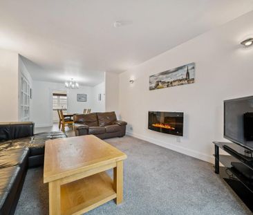 2 bedroom apartment to rent - Photo 4