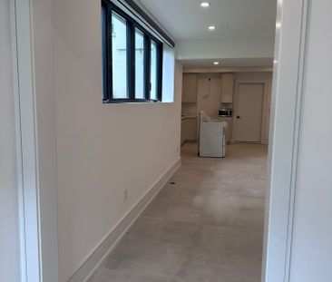 For Lease - 506 Wellington Crescent Unit# Basement, Oakville, Ontario - Photo 1