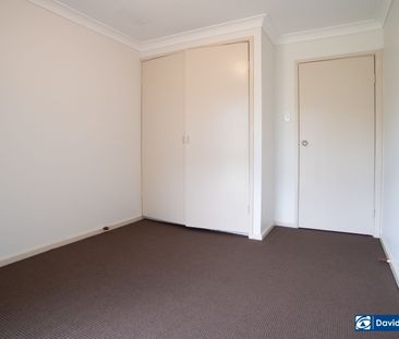 Immaculate 4-Bedroom Home with Premium Kitchen & Large Backyard - Photo 2